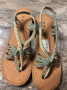 NWT Bokyna as 40 women’s Olive Braided Cork Sandals sz 9